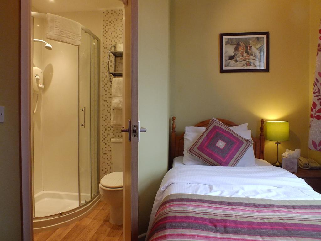The York Priory Hotel Room photo
