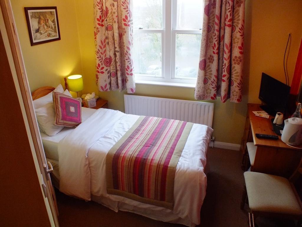 The York Priory Hotel Room photo